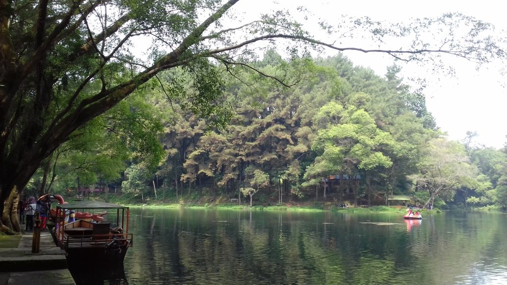 Panorama Telaga Remis