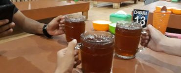 Ketika dikasih Teh Segede Gentong