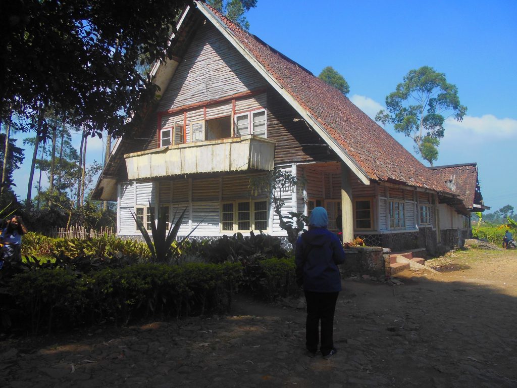 Lokasi rumah pengabdi setan