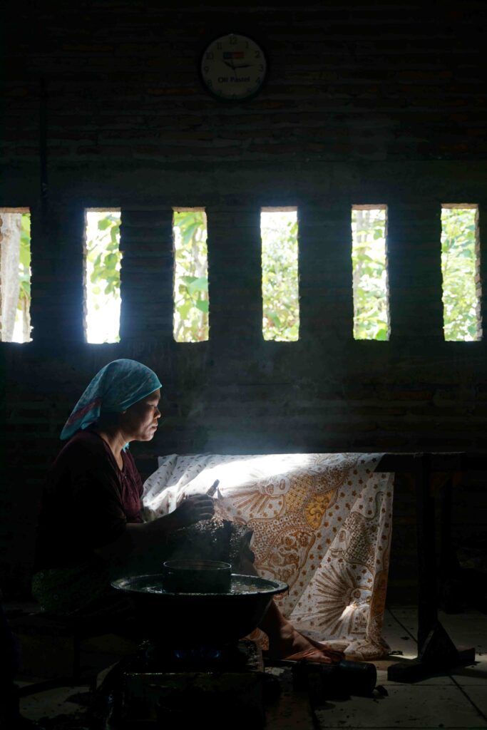 Pembuatan Batik Betawi