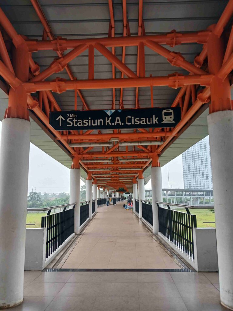 Stasiun Cisauk