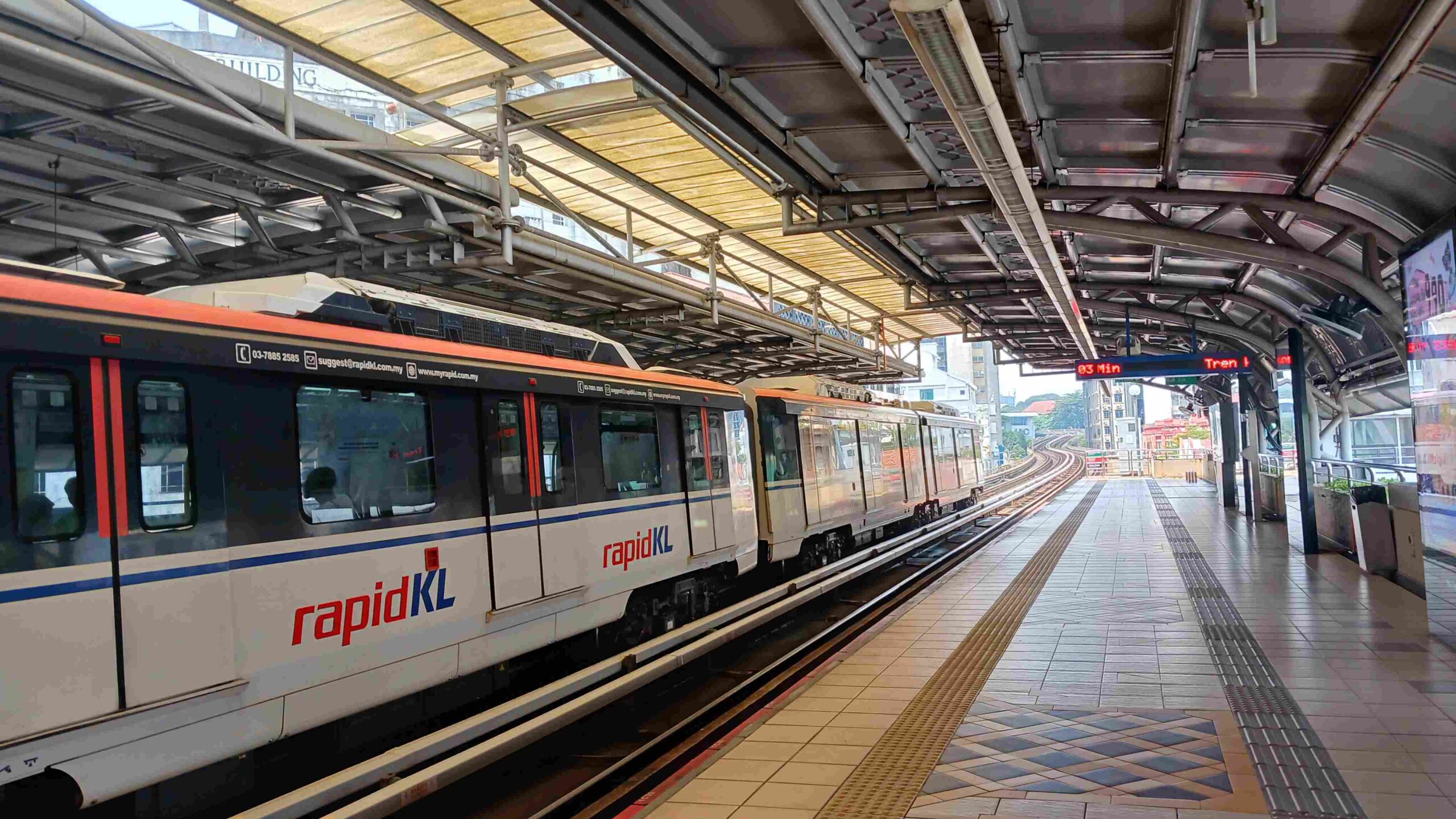 Cara ke Batu Caves Naik Kereta