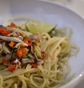 Spaghetti Ayam Sambal Matah