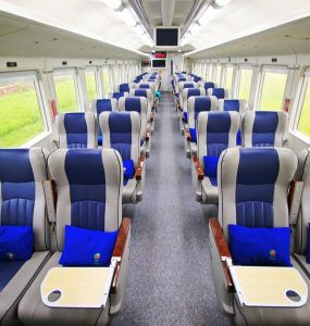 Gerbong Kereta eksekutif Argo Parahyangan Buatan PT Inka