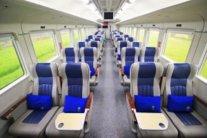 Gerbong Kereta eksekutif Argo Parahyangan Buatan PT Inka