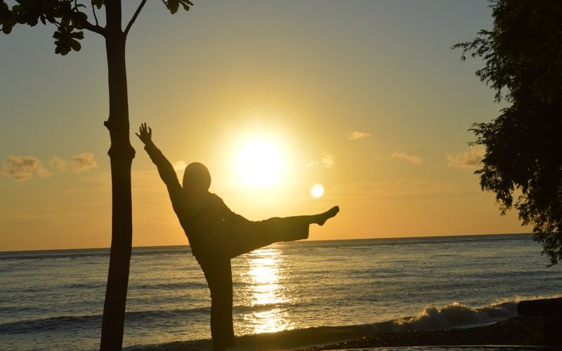 Yoga in Volcano Beach