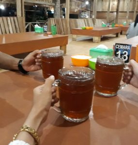 Ketika dikasih Teh Segede Gentong