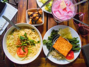 Menu makanan di The House of Raminten