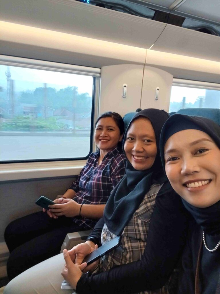 Cara Naik Whoosh dari Bandung ke BSD