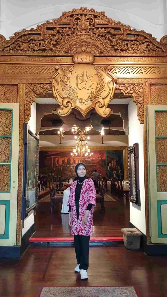 Tugu Kuntskring Paleis History