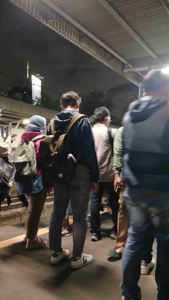 Kondisi Stasiun Rawabuntu di Hari Kerja, BSD ke Jogja naik kereta