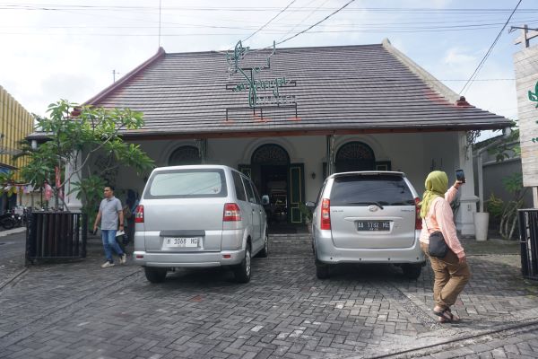 Njonja Munsen Coffee Dining & Space, sehari di Muntilan