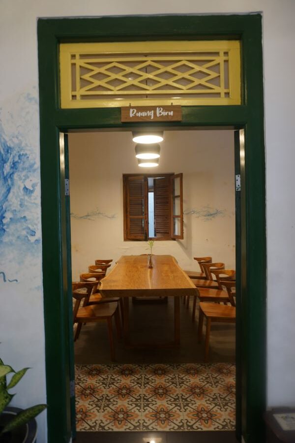 Ruangan di Njonja Munsen, Cafe Muntilan