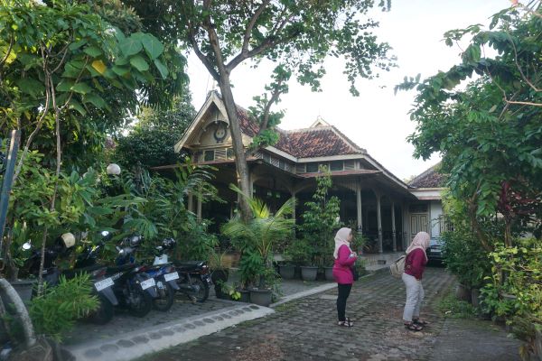 Tempat Parkir di Ndalem Natan