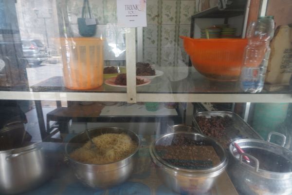 Tempat pesan makanan di Sop Empal Bu Haryoko, Menu Sop Empal Bu Haryoko