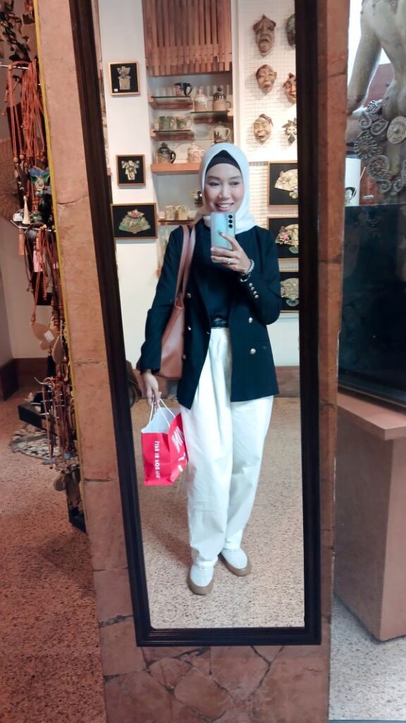 Blazer and White Pants, Work Outfit in Jakarta