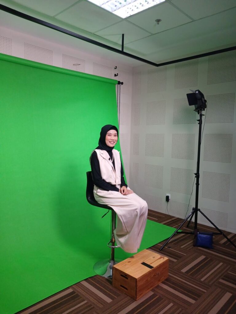 Dosen di Dunia Digital, Syuting untuk membuat konten pengajaran Digital