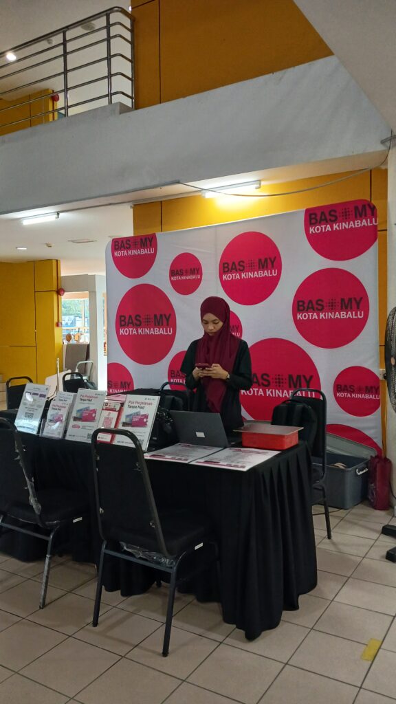 Counter tiket Bus di Imayu Shopping Mall, Bus Kota Kinabalu ke Brunei