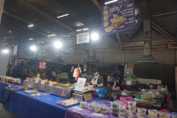 Kuliner Khas Brunei di Gadong Night Market