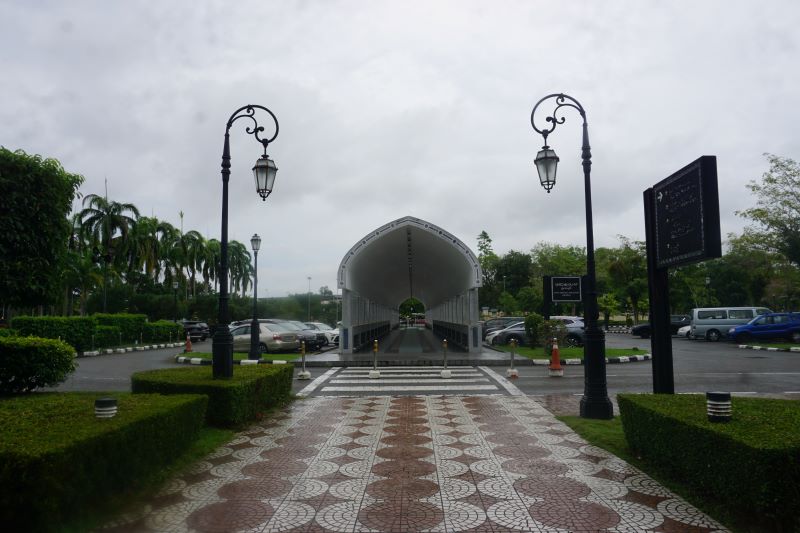 Kompleks masjid al hassanal bolkiah