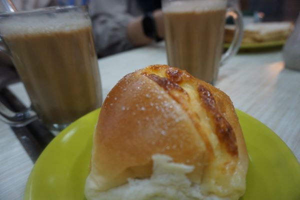 Roti Isi Kacang Chop Jing Chew